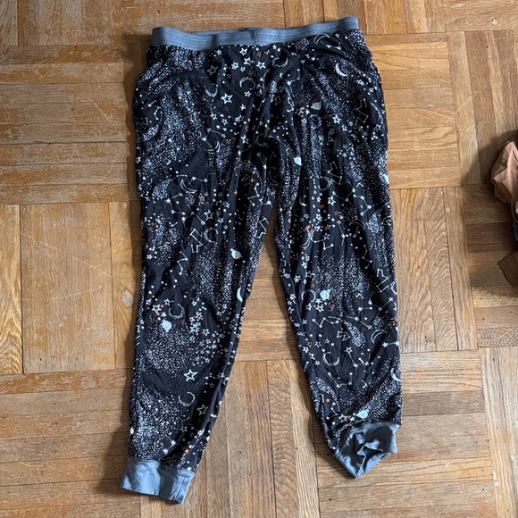 Women’s size M cuddle duds set - Picture 2 of 3